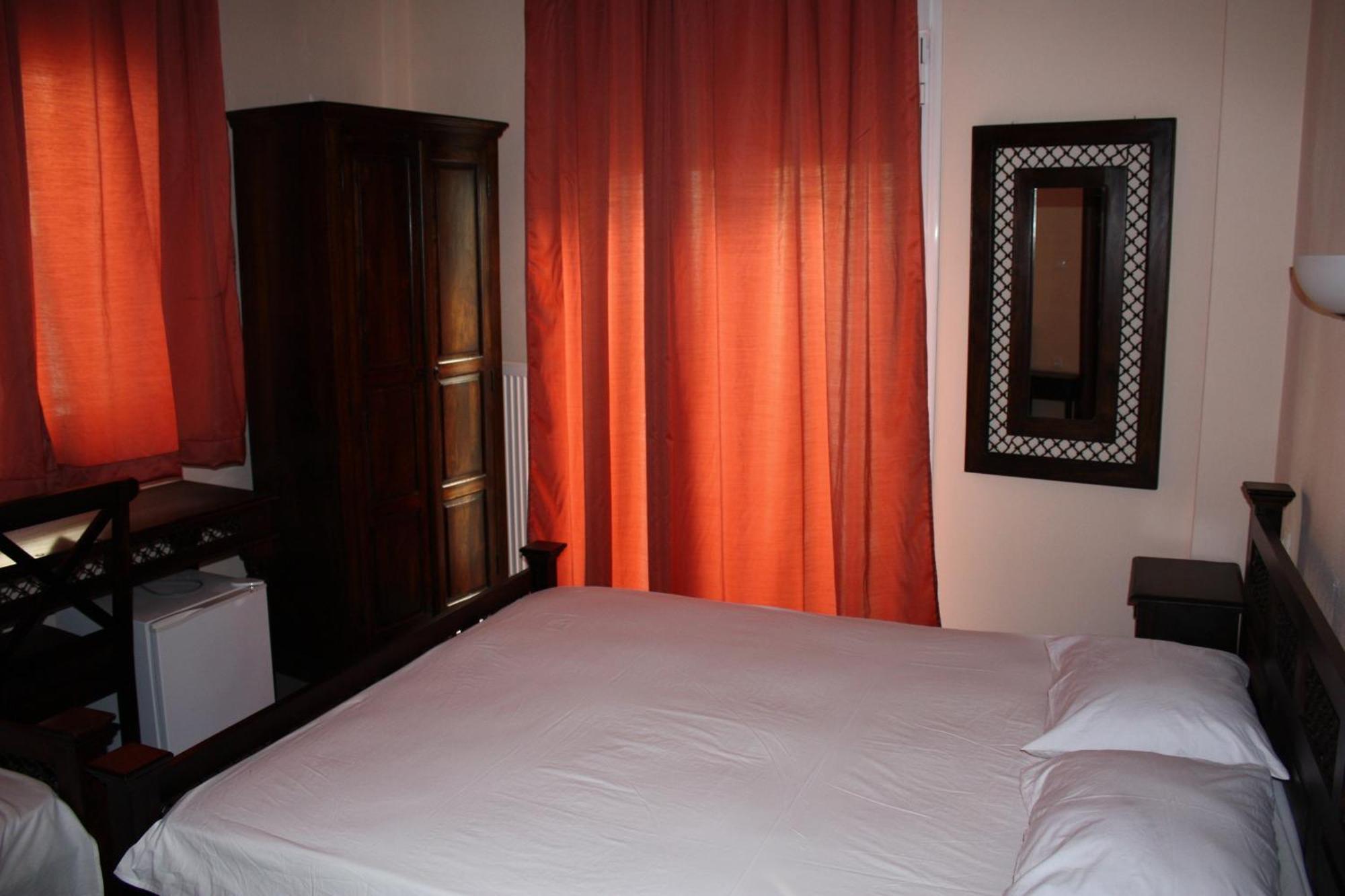 Dionyssos Hotel Limenas  Exterior photo